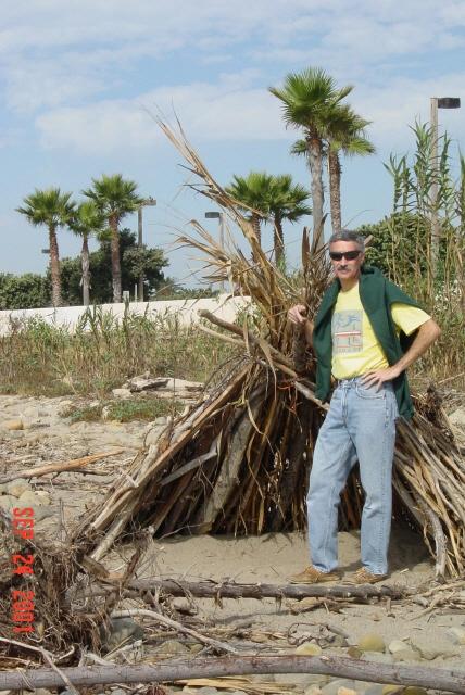 Bob's new home on Ventura beach.JPG